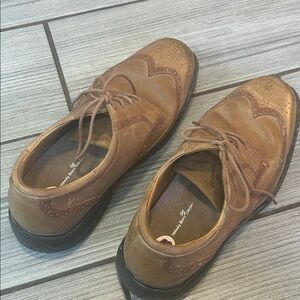 Classic Tan Leather Men's Oxfords
